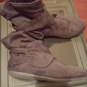 Brown ankle boots